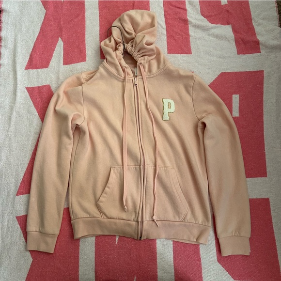 PINK Victoria's Secret Jackets & Blazers - Victoria secret “PINK” jacket with Sherpa detailing.